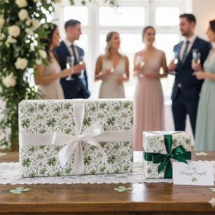 Papel De Presente Trevos em Flor Muted Verde Aquarela