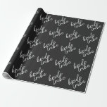 Papel De Presente Tribo Bride | Chá de panela moderno<br><div class="desc">Citação simples, moderna e na moda, "Tribo Bride", com letra de script em preto e branco, em estilo de tendência. Os acessórios coordenadores para a noiva da equipe funcionam bem para uma proposta de festa noiva, a chá de panela, a festa de solteira, o janto de ensaio, a manhã do...</div>