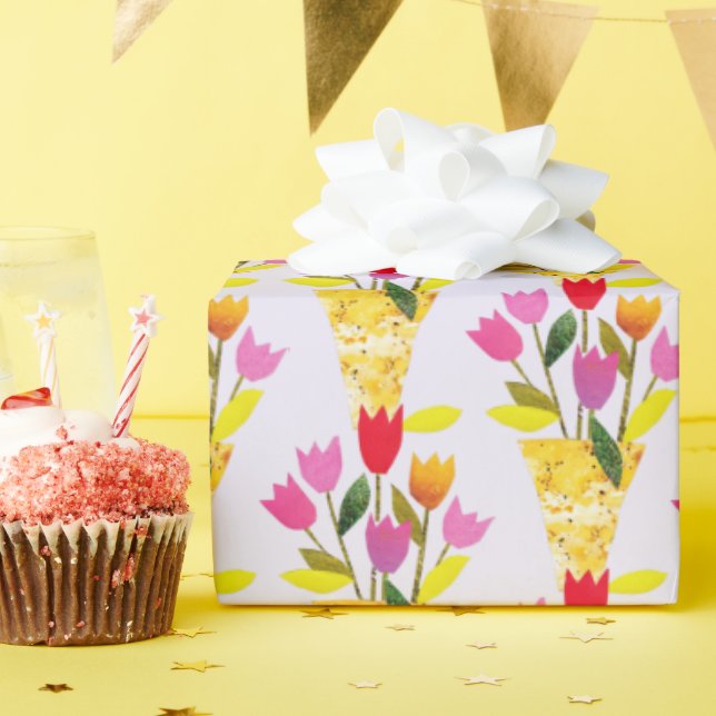 Papel De Presente Tulipas Inspiradas no Retro Ilustradas à Mão no Es (Festa de aniversário)