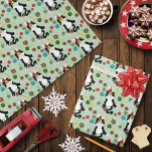 Papel De Presente Tuxedo Black White Christmas Cat<br><div class="desc">Gato de smoking preto e branco caindo com Enfeites de natal em um pano de fundo verde. Aguente-Se Nessa Estação De Férias.</div>