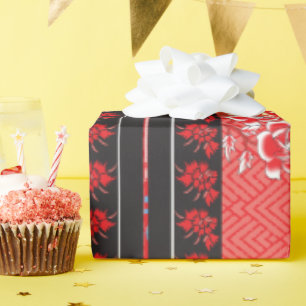Papel De Presente um padrão vermelho e preto com flores