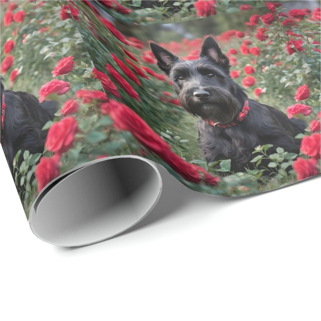 Papel De Presente "Uma Rosa vermelha para o Black Scottish Terrier" (Ponta do rolo)
