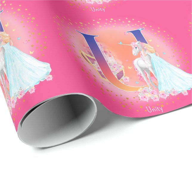 Papel De Presente Unicórn e Princesa com Letra Castelo U Monograma (Ponta do rolo)