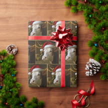 Vaca Hereford de Natal Vestindo um Chapéu de Papai