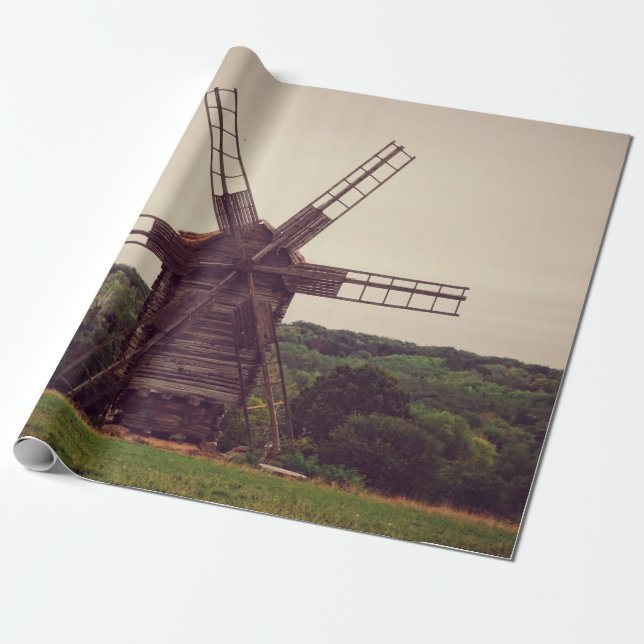 Papel De Presente Velho moinho de vento. Paisagem do outono. Arquite (Desenrolado)