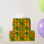 Papel De Presente Verde-brilhante metálico e Natal vermelho no Natal<br><div class="desc">Este plástico colorido de Natal apresenta um padrão metálico de mortes de Natal em cores gradativas de verde, vermelho e laranja. Eles estão cheios de sinos e arcos, sobre um fundo de ouro brilhante. Este elegante papel de embrulho de Natal vai certamente adicionar um olhar na moda e festivo aos...</div>
