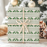 Papel De Presente Vestido de Natal<br><div class="desc">O Livro Verde de Molho Feio Feio Ugly de Vento de Natal apresenta um padrão divertido e festivo de cervos inspirado em suéteres clássicos de férias. Com um tema divertido e feio de suéter em verde vibrante, este papel de embrulho adiciona um toque peculiar e leve aos seus presentes de...</div>