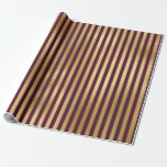 Papel De Presente Vintage Burgundy Red e Douradas Stripes<br><div class="desc">O papel de embrulho de padrão listrado em Paris,  grunge burgundy e dourado.</div>
