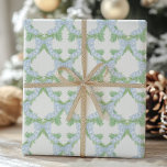 Papel De Presente Watercolor Christmas Blue Arco Garland<br><div class="desc">PreppyPrint.com - Celebre a temporada com o charme cômico da coleção de Natal de Arco Azul, pintada manualmente. Este design festivo apresenta arcos azuis delicados pendurados em terras fluidas, todos ilustrados em aquarela macia e sonhadora para um toque de elegância de inverno. Visite minha loja de designers, PreppyPrint.com, para coordenar...</div>