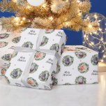 Papel De Presente Winter Berries Merry Christmas Custom Photo<br><div class="desc">As bagas de inverno em cores alegres de inverno acrescentam um toque elegante ao seu Natal. Este papel de embrulho tem 3 fotos personalizadas (idealmente quadradas) emolduradas com uma coroa de Natal. O texto "Feliz Natal" também pode ser personalizado com a sua própria mensagem. Escolha suas 3 fotos favoritas e...</div>