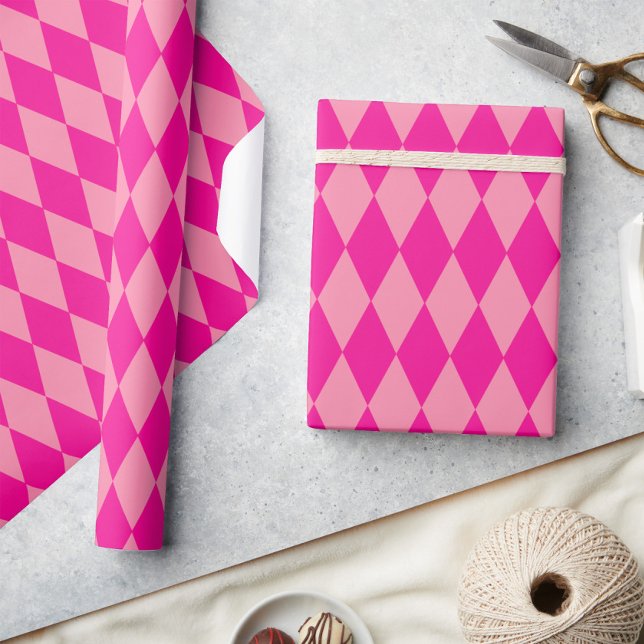 Papel De Presente Xadrez de Diamantes Harlequim Rosa Claro e Escuro (Criador carregado)