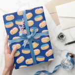 Papel De Presente Yummy Sufganiyot Jelly Rosquinha Hanukkah Pattern<br><div class="desc">Yummy Sufganiyot Jelly Rosquinha Hanukkah Pattern. Sufganiyah Chanukah,  um monte de geleias.</div>