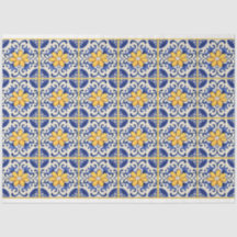 Azulejos azuis com flores amarelas e caldas