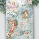 Papel De Seda Coro de Natais vintages Inverno Angels Decoupage<br><div class="desc">Colagem encantadora de lindos anjos vitorianos,  pinheiro coberto de neve,  rosas,  holly,  música de Natal,  tipografia,  vergreens e paisagens rurais rústicas,  confinadas com delicado filigre branco sobre fundo azul claro do céu.</div>