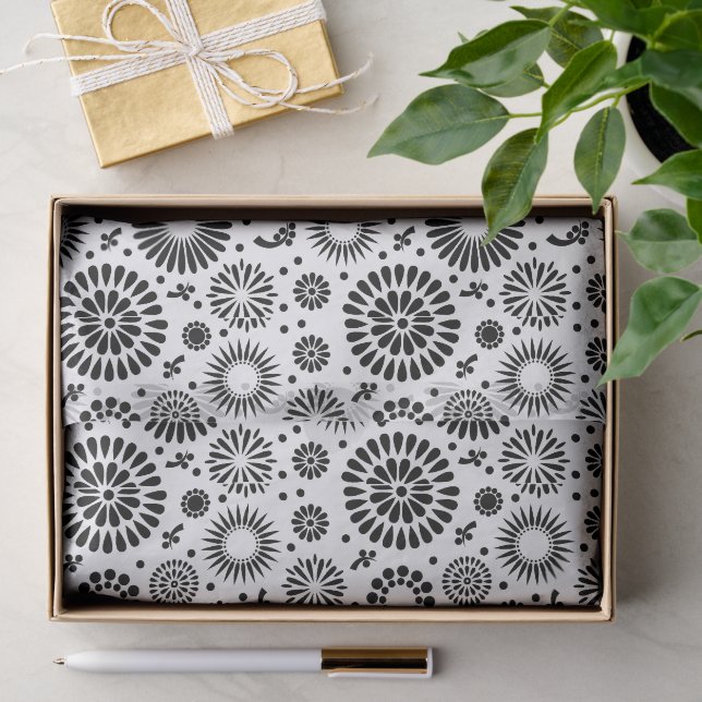 Papel De Seda Floral Folclórico Flores Preto e Branco Boho Chic (Presente)
