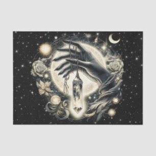 Papel De Seda Mão Segurando um Cristal sob a Lua