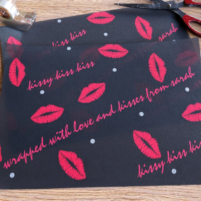 Papel De Seda Papel-Padrão do Dia de os namorados do Beijo Lipst (Black and red lipstick kisses tissue paper with text you can customize)