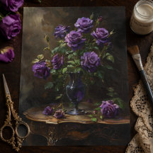 Rosas Roxas Vitorianas Góticas em Vaso Antigo