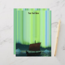 Viagem de navio sob luzes de Norte