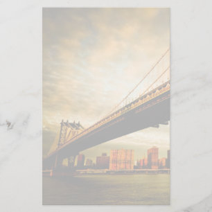 Papelaria A opinião da ponte de Manhattan do lado de