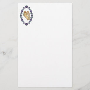 Papelaria Anjo com decorações roxas