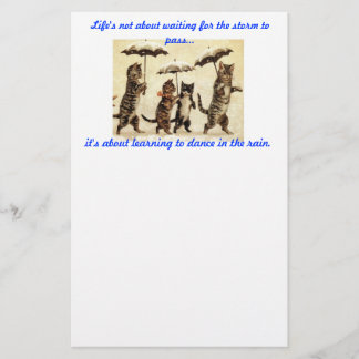 Papelaria gatos com os guarda-chuvas no papel de carta da
