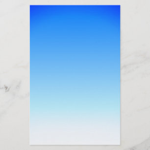 Papelaria manhã na água do mar