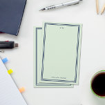 Papelaria Marinho Azul e Verde Claro Monograma<br><div class="desc">Papel de carta verde-claro elegante com quadros azuis marinho. Adicione a sua inicial no topo e o seu nome na parte inferior.</div>