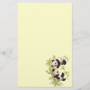 Papelaria Panda que joga em uma árvore