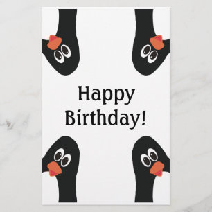 Papelaria Pinguins de aniversário no canto Engraçado e fofo