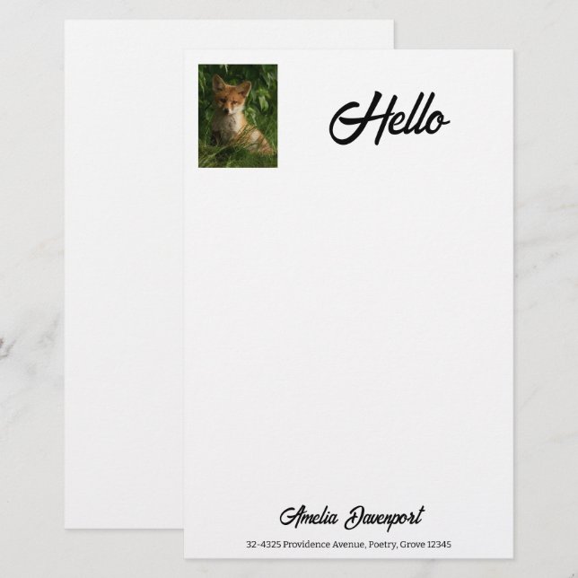 Papelaria Raposa-bebê-branca numa Floresta Verde (Frente/Verso)