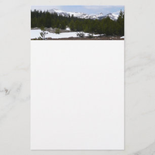 Papelaria Serra Nevada e neve em Yosemite
