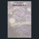 Papelaria Vincent van Gogh - Noite Estrelada<br><div class="desc">Starry Night (1889), por Vincent van Gogh, é um apos impressionismo de pintura paisagística de arte. Uma vista de uma cidade num vale à noite com as nuvens a girar, as estrelas a brilhar e uma bela lua ouro amarela. Foi pintado durante o dia pela memória e é a pintura...</div>