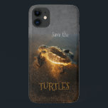 Para iPhone 11 Salve a Capa de telefone 🐢 Tartarugas (personaliz<br><div class="desc">👉 se sinta livre para remover o texto, ou substituí-lo por seu próprio nome, iniciais ou quaisquer ajustados, apenas certifique-se de que ele seja ajustado (o que você vê é o que você obtém). Mais itens com este design: www.zazzle.com/aura2000/babyturtle</div>