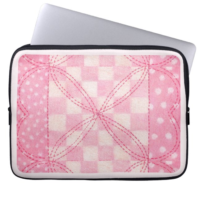 Para Notebook CAPA DE LAPTOP PINK HEART QUILT / Rosa (Frente)