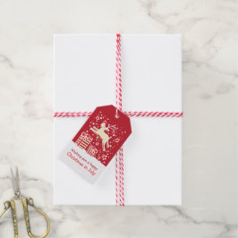 Para Presente Natal em julho, renas sobre presentes com etiqueta