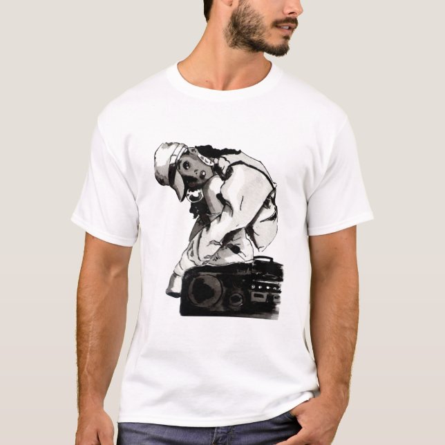 Para trás no t-shirt do dia (Frente)