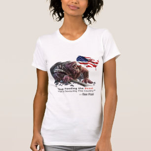 Pare de alimentar a fêmea do t-shirt do animal