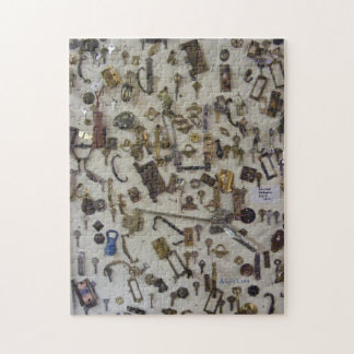 Parede do quebra-cabeça desafiante das chaves