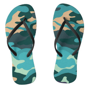 Pares da camuflagem de chinelos