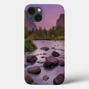 Parque nacional de Yosemite no crepúsculo