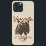 Parque Nacional do Yosemite Grizzly Bear Californi<br><div class="desc">Pronto para embarcar na sua aventura ao ar livre? Esta camiseta do Parque Nacional Yosemite é uma escolha perfeita. Com um urso negro ousado e paisagem florestal cênica, esta camisa vai inspirá-lo a explorar e abraçar a natureza. Solte seu explorador interno e não perca essa chance de trazer a natureza...</div>