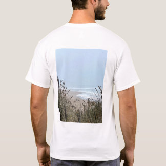 Parte de trás da paisagem da camisa