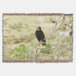 Pássaro num cobertor de lenha de pinheiro