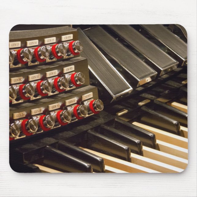 Pedais e mousepad dos pistões (Frente)