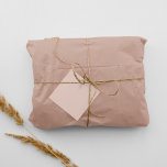 Pele Elegante - Papel Tecido Beige D2AFA1<br><div class="desc">Este papel de tecido colorido corresponde ao nosso boêmio: pêssego, pincel, rosa, material de embrulho de presente bege. Veja a nossa coleção para mais excelentes de ideias e cores. Excelente para chás de fraldas, graduações, aniversários, chás de panela, casamentos e aniversários. Papel Tecido Elegante De Pele De Boho. Cor D2AFA1....</div>