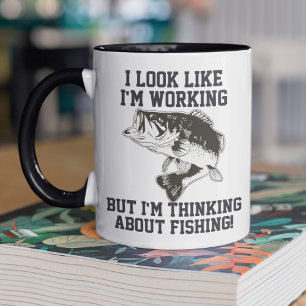 Pensamento sobre a pesca na caneca de café do