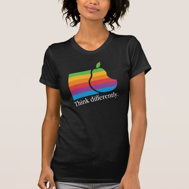 Pense diferentemente - a camisa retro da paródia (Frente)