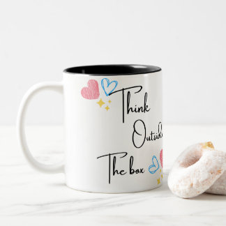 Pense fora da caixa - caneca criativa de inspiraçã