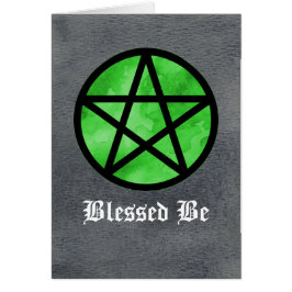 Pentacle verde no cartão preto da aguarela